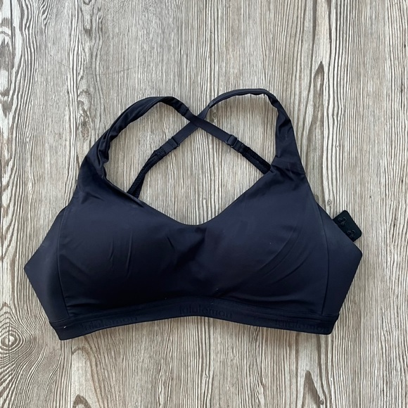 Supportive Lululemon Criss Cross Bra - Picture 1 of 4